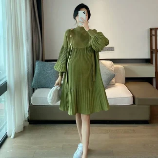 Pleated Long Sleeve Green Dress