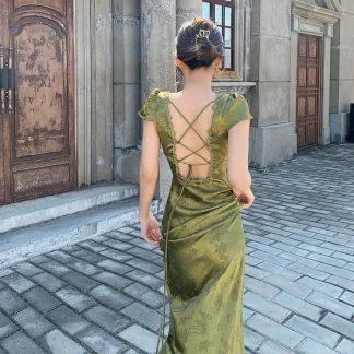 Elegant Backless Long Green Dress